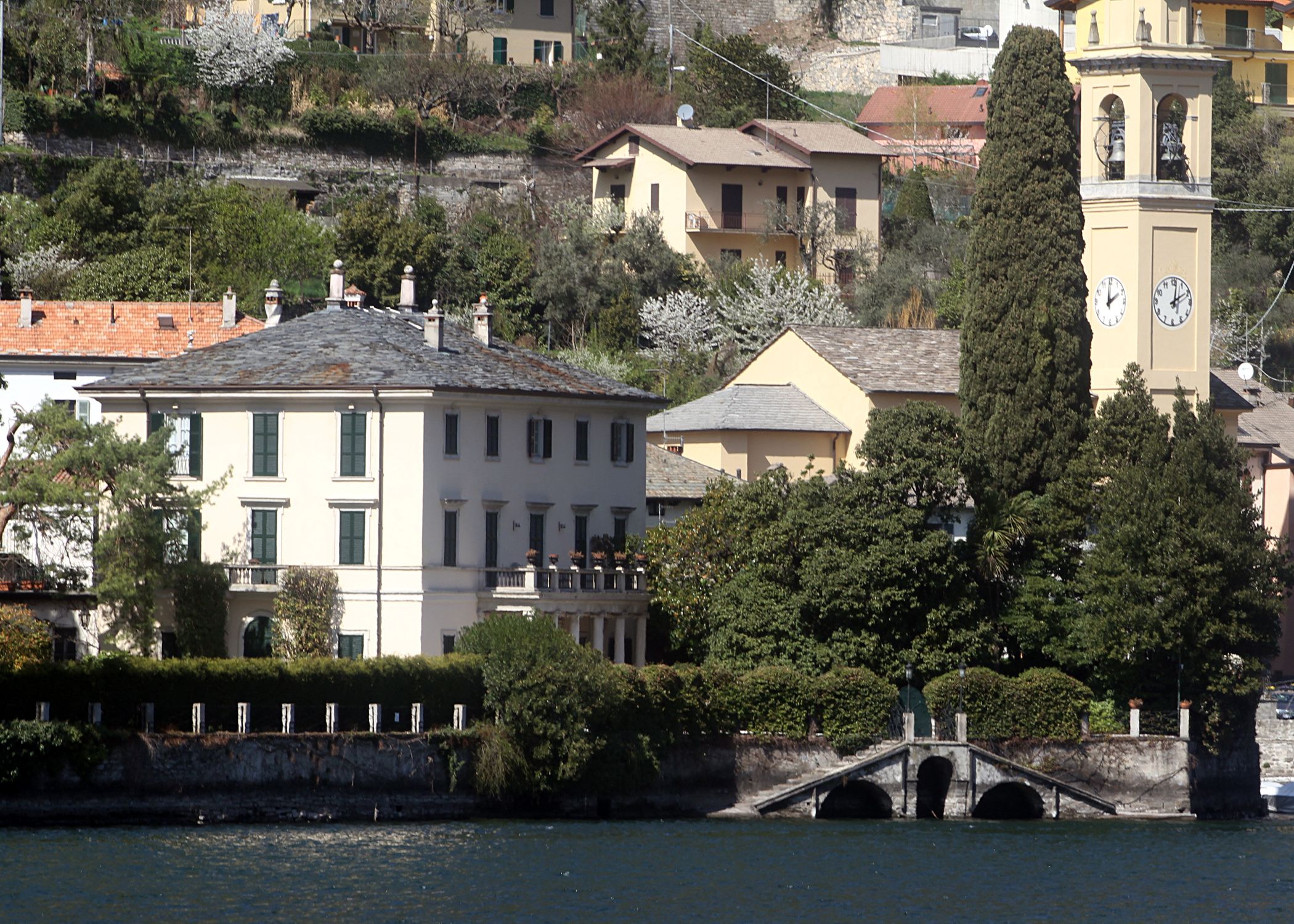 Are George And Amal Clooney Treated Like Absolute Royalty In Lake Como ...