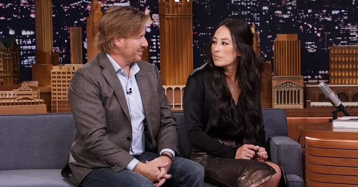 Chip and Joanna Gaines on Jimmy Fallon during an interview