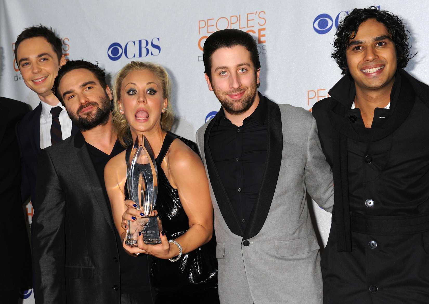 Sara Gilbert Interjected After Kaley Cuoco Said Nobody Knew About Her ...