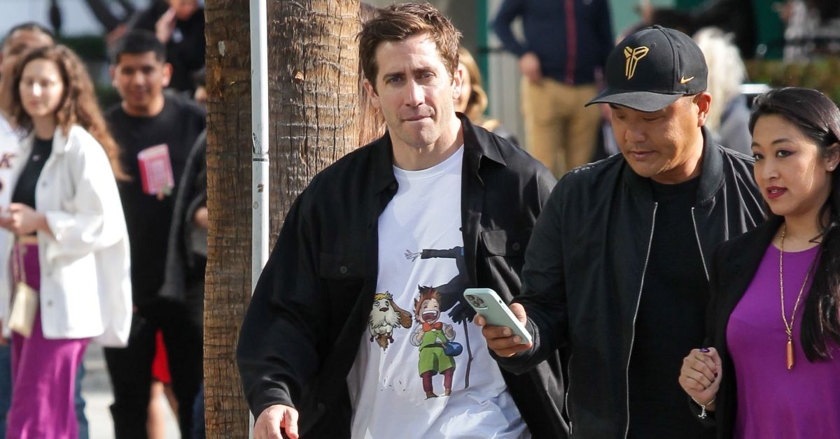 Jake Gyllenhaal going for a walk