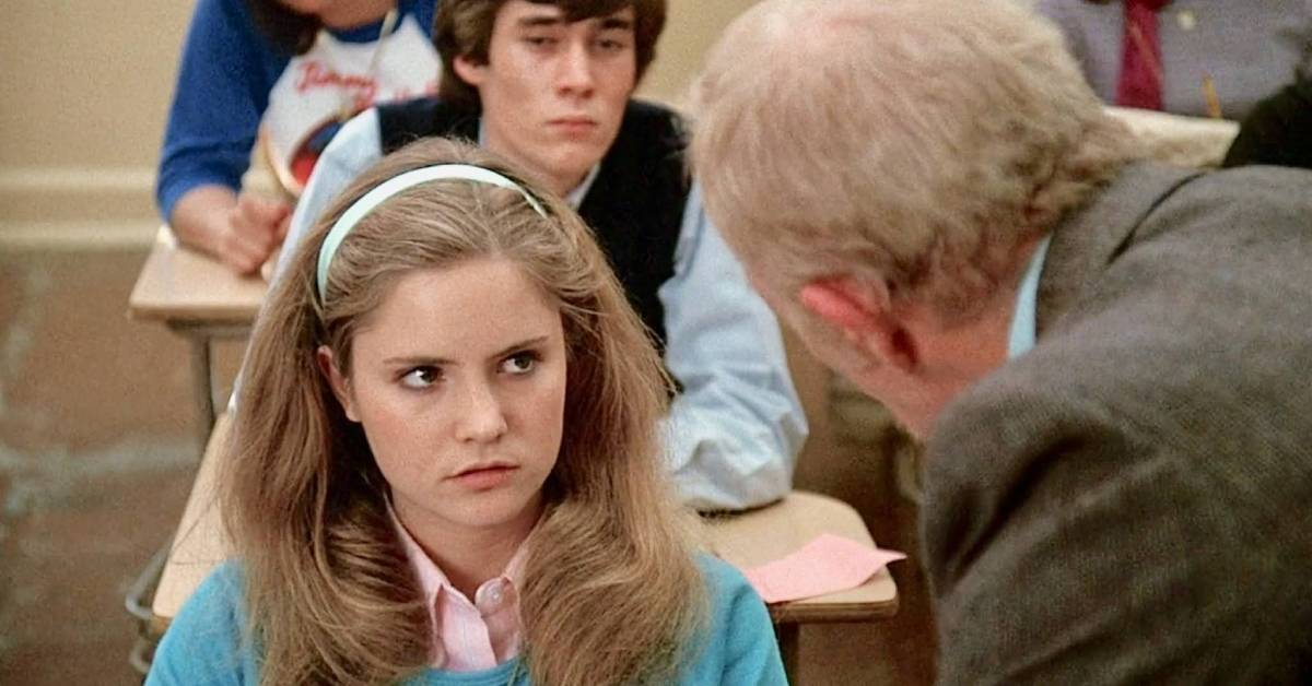 Jennifer Jason Leigh's Horrific Family Tragedies Changed The Fast Times ...
