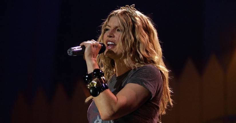 Fans Won't Let Fergie Move Past The Time She Completely Forgot Her Own ...