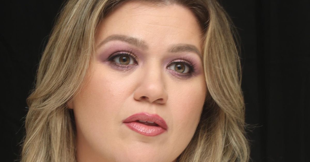 Kelly Clarkson during an interview