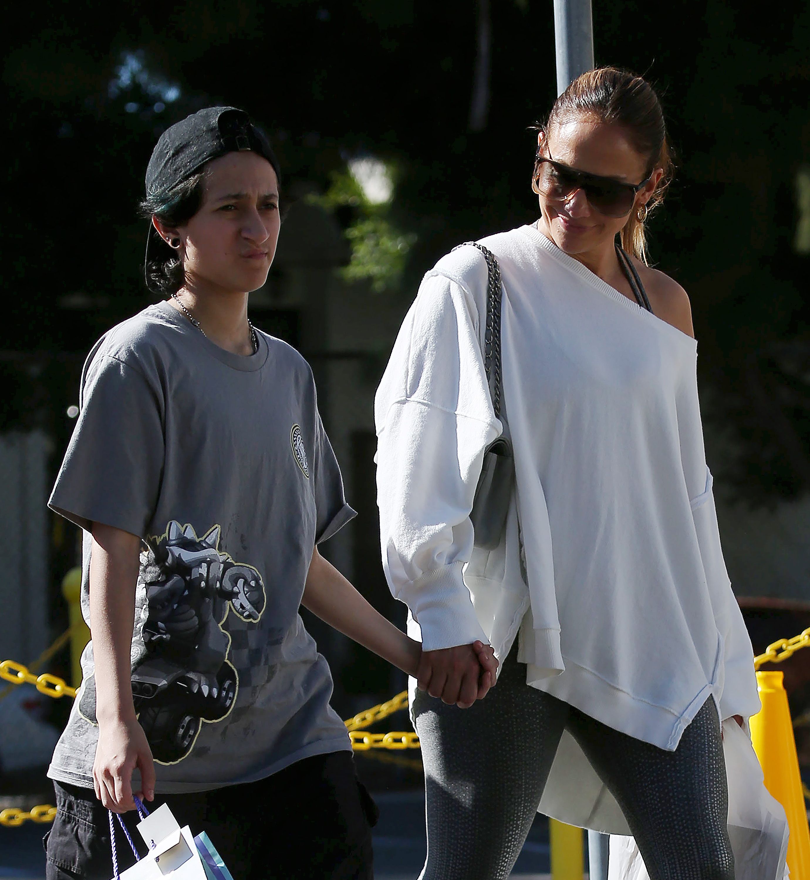 Ben Affleck And Jennifer Lopez Spend Time Apart on Weekend After Fan ...