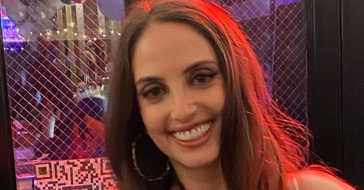 Alexa Ray Joel smiling at an event