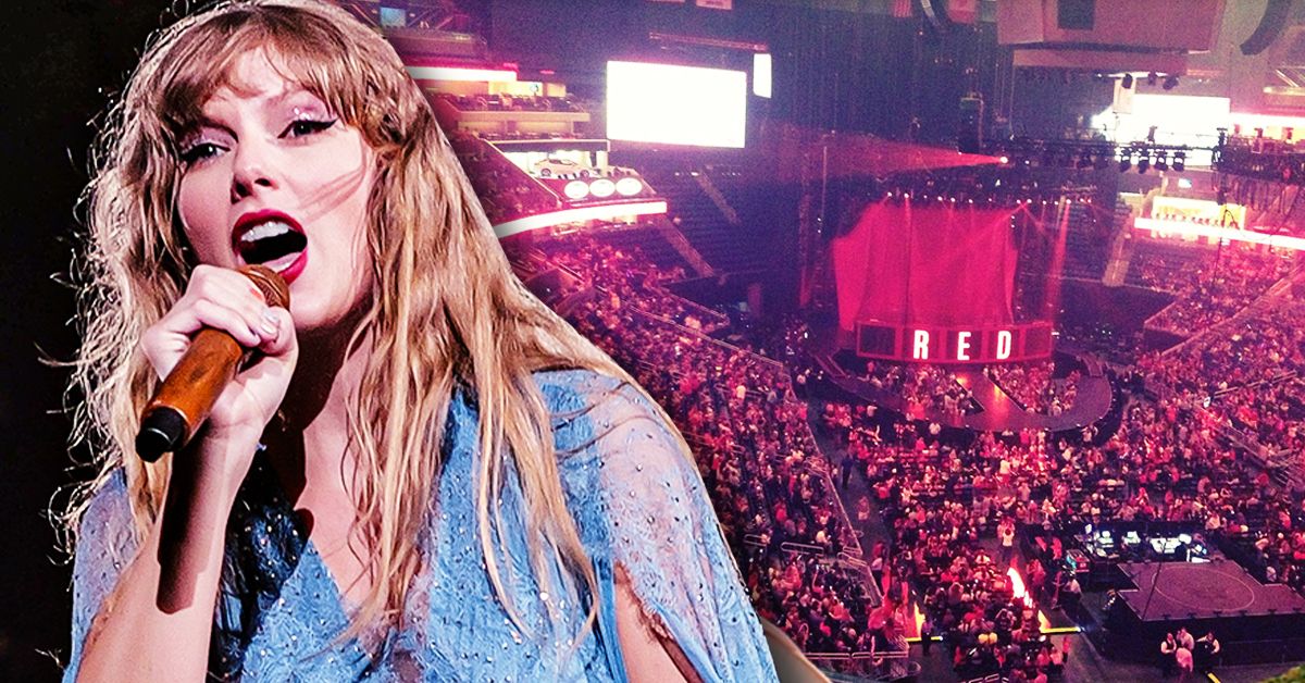 Taylor Swift in blue dress at red tour 