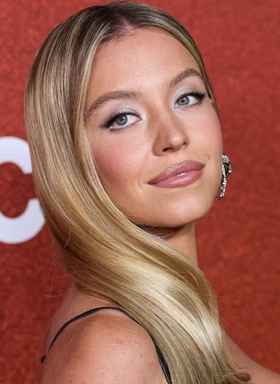 Sydney Sweeney Explained Her Recent Trend Of Jaw-Dropping IG Photos