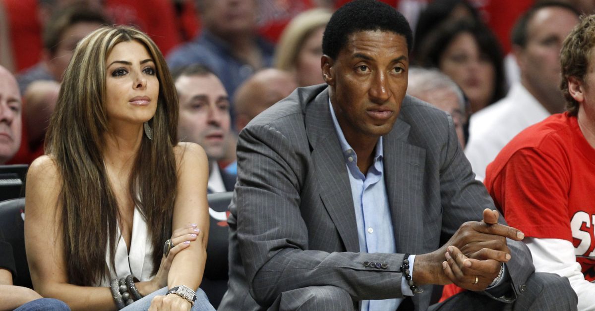 Scottie Pippen and Larsa Pippen at a basketball game