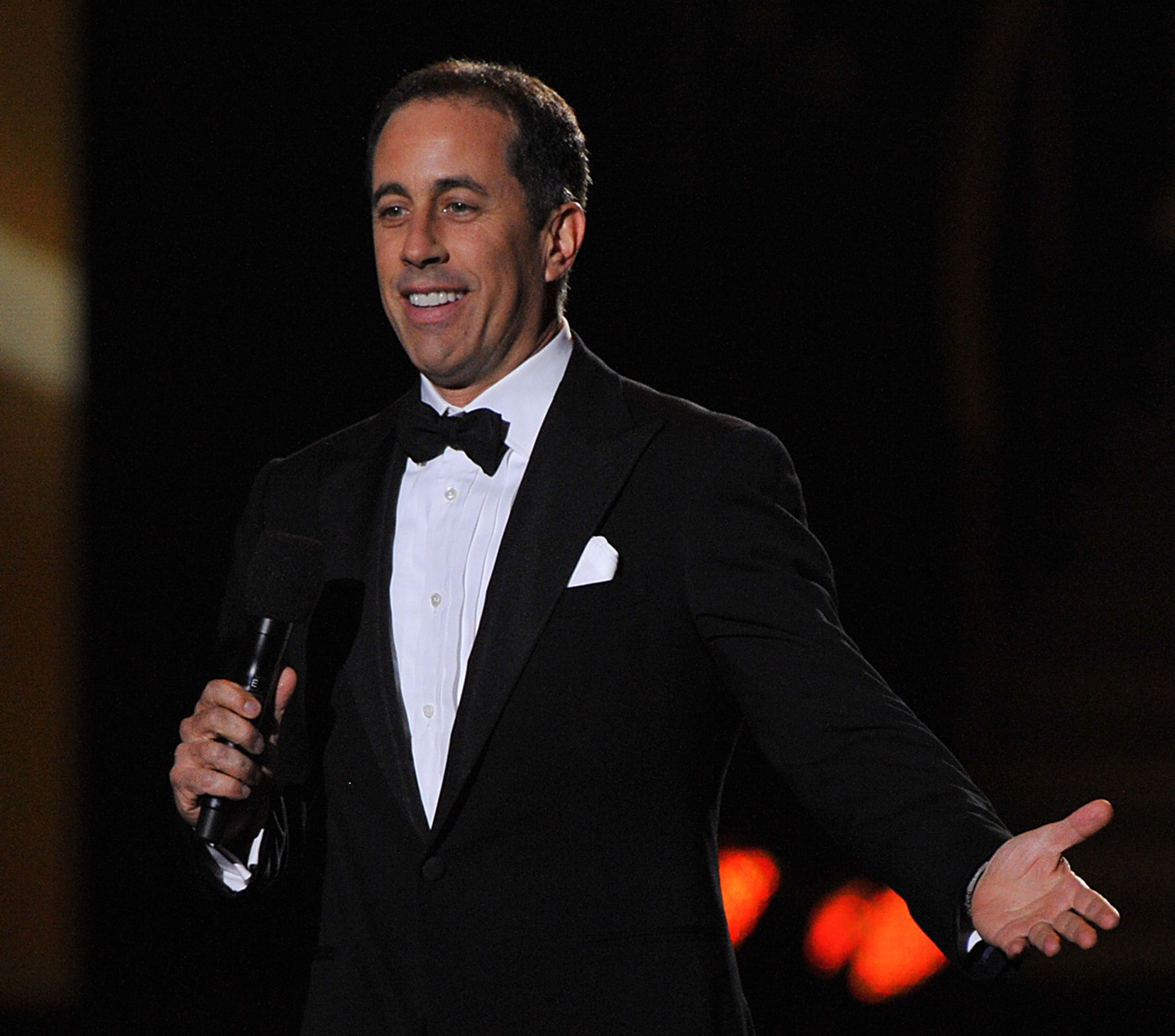 Avril Lavigne's Awkward Meet And Greet Photos, Explained