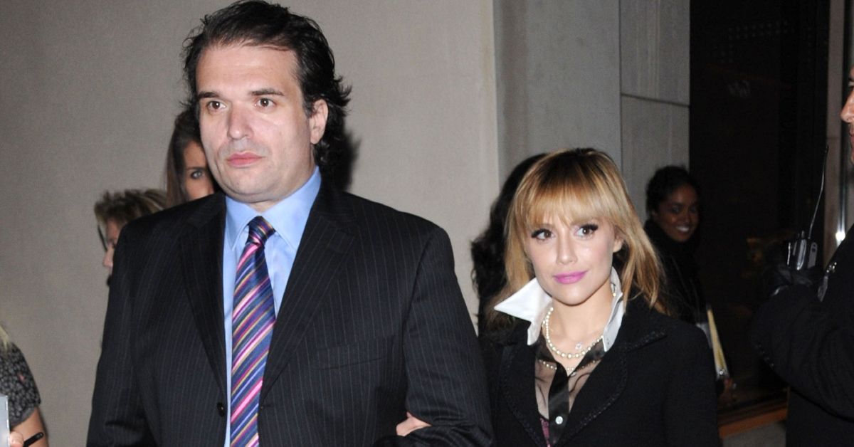 Simon Monjack and Brittany Murphy dressed up at a movie premiere