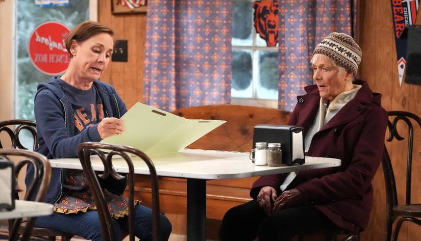 The Conners Was Forced To Change A Roseanne Character's Story Arc In ...