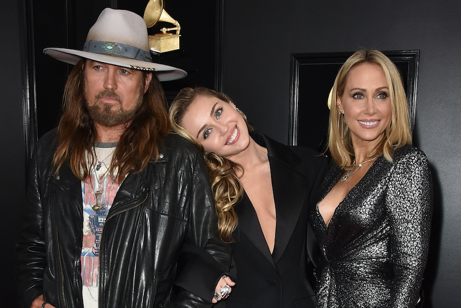 Miley Cyrus Allegedly Refuses To Talk To Dad Billy Ray Due To His New Marriage