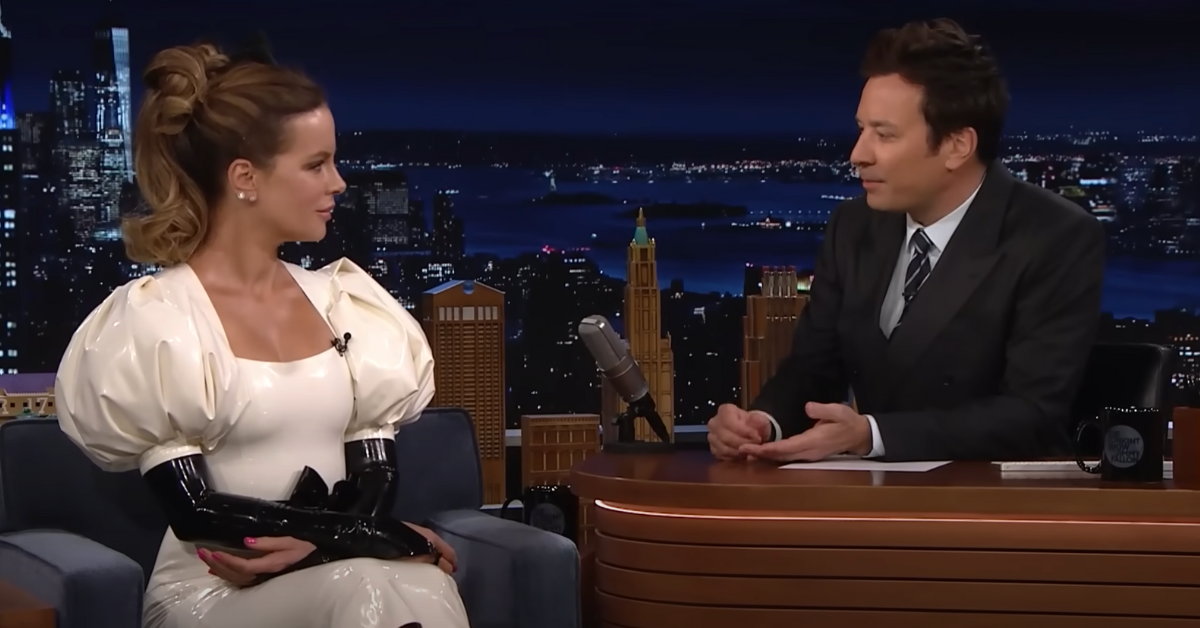 Jimmy Fallon Was Taken Aback After Kate Beckinsale Mentioned An Actor That Had "Testicular Pull"