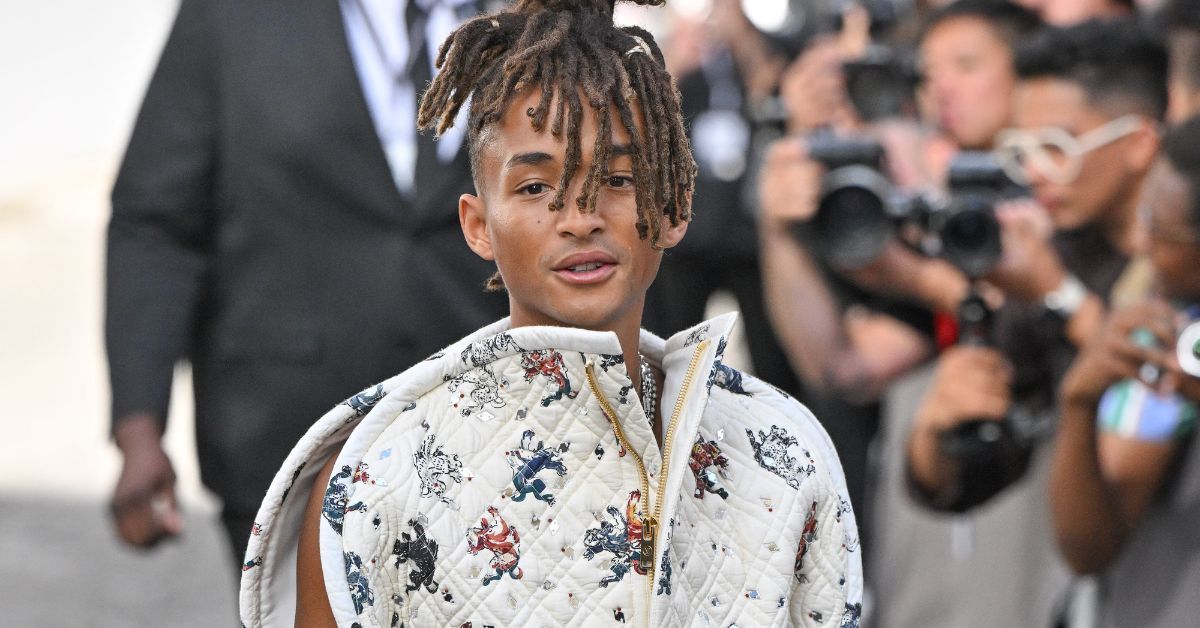 Primer plano de Jaden Smith en la alfombra roja