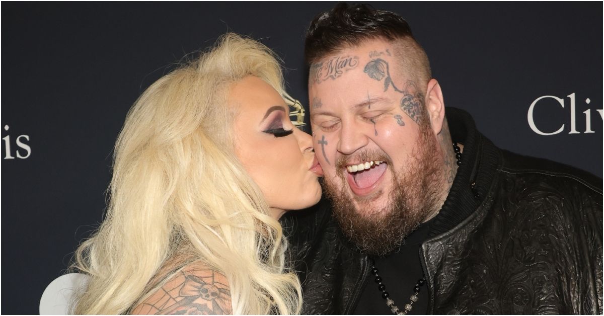 TikToker Explains Why Jelly Roll Is Being Sued By A Wedding Band Over