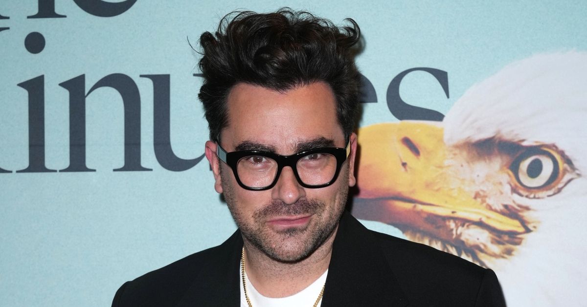 Dan Levy on the red carpet