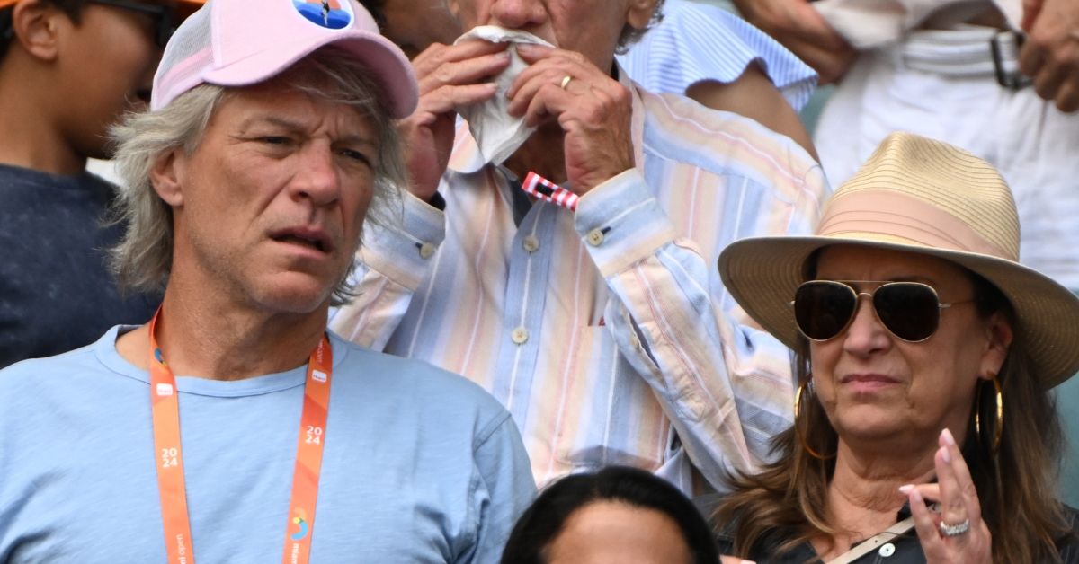 Jon Bon Jovi and Dorothea Bongiovi watching sports