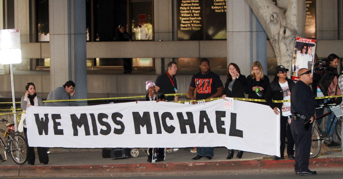 Michael Jackson protest outside of his former doctor's trial