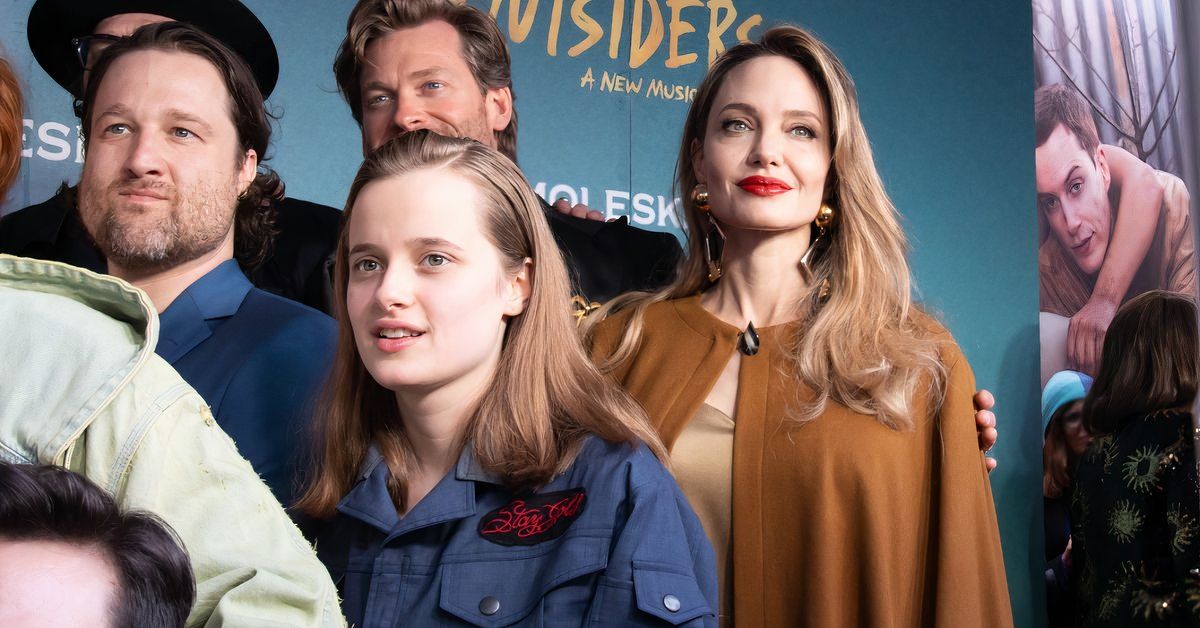 Angelina Jolie And Brad Pitt's Daughter Vivienne Drops Her Father's Last  Name As Legal Battle Heats Up