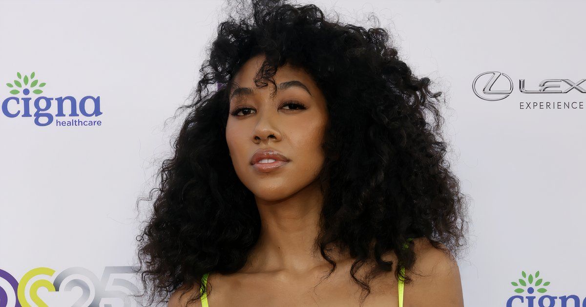 Aoki Lee Simmons Responds To Her Moms Comments About Her Dating A Much