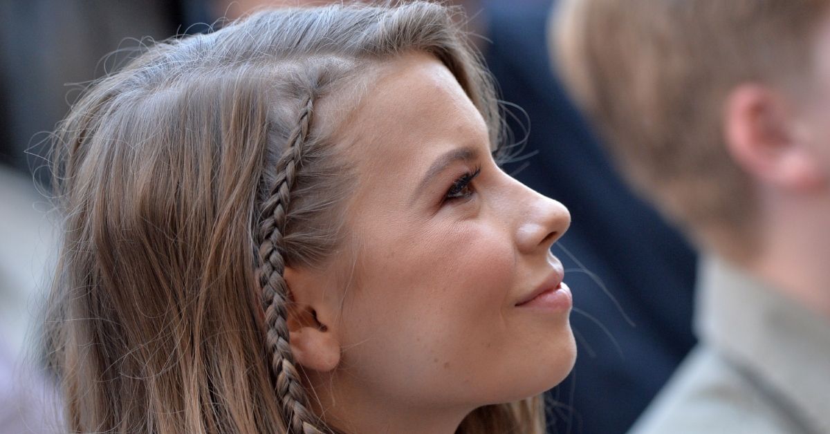 Bindi Irwin attends event