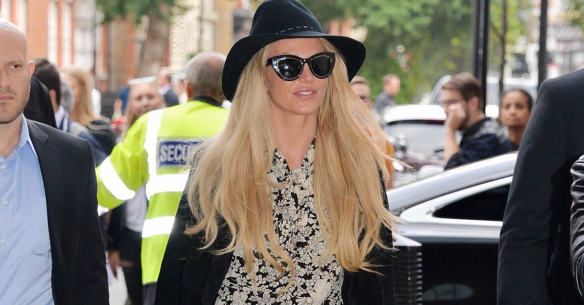 Britney Spears Arriving at BBC Radio 1 Studios in London