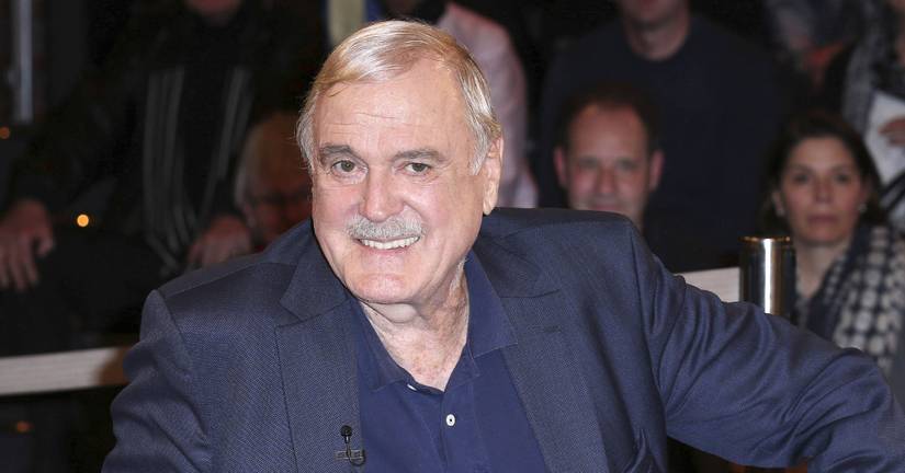 Taylor Swift Clapped Back And Shut Down John Cleese's Sexist Joke ...