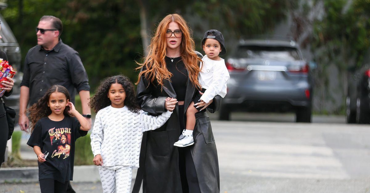 Khloe Kardashian and children