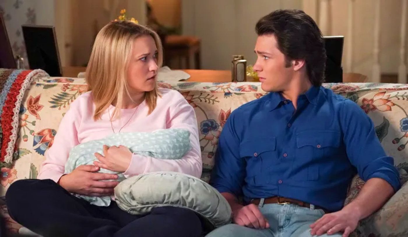 Mandy-and-Georgie-Young-Sheldon