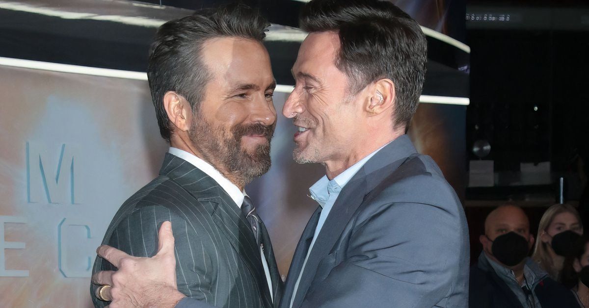 Ryan Reynolds Is Supporting Hugh Jackman Through His Divorce After ...
