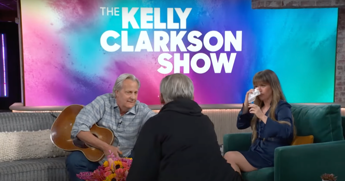 Jeff Daniels and Kelly Clarkson