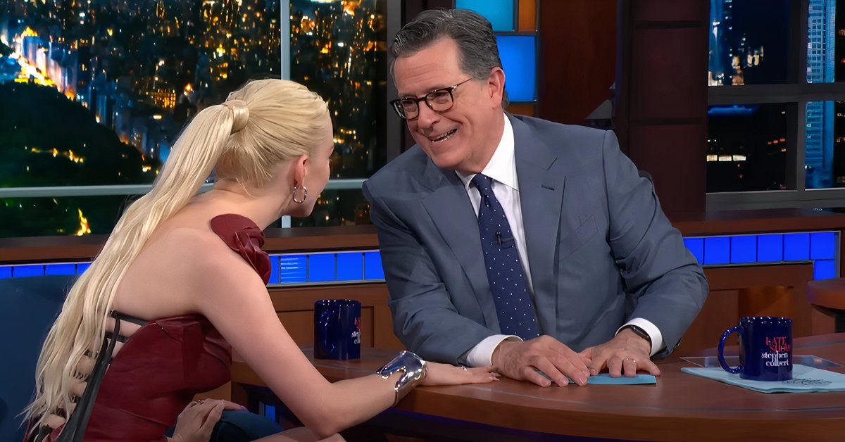 Fans Praised The Way Stephen Colbert Handled Anya Taylor-Joy's Bondage Dress