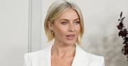Julianne Hough s Fans Praise Her For Her Intense Ice Bath Routine To Julianne Hough s Fans Praise Her For Her Intense Ice Bath Routine To