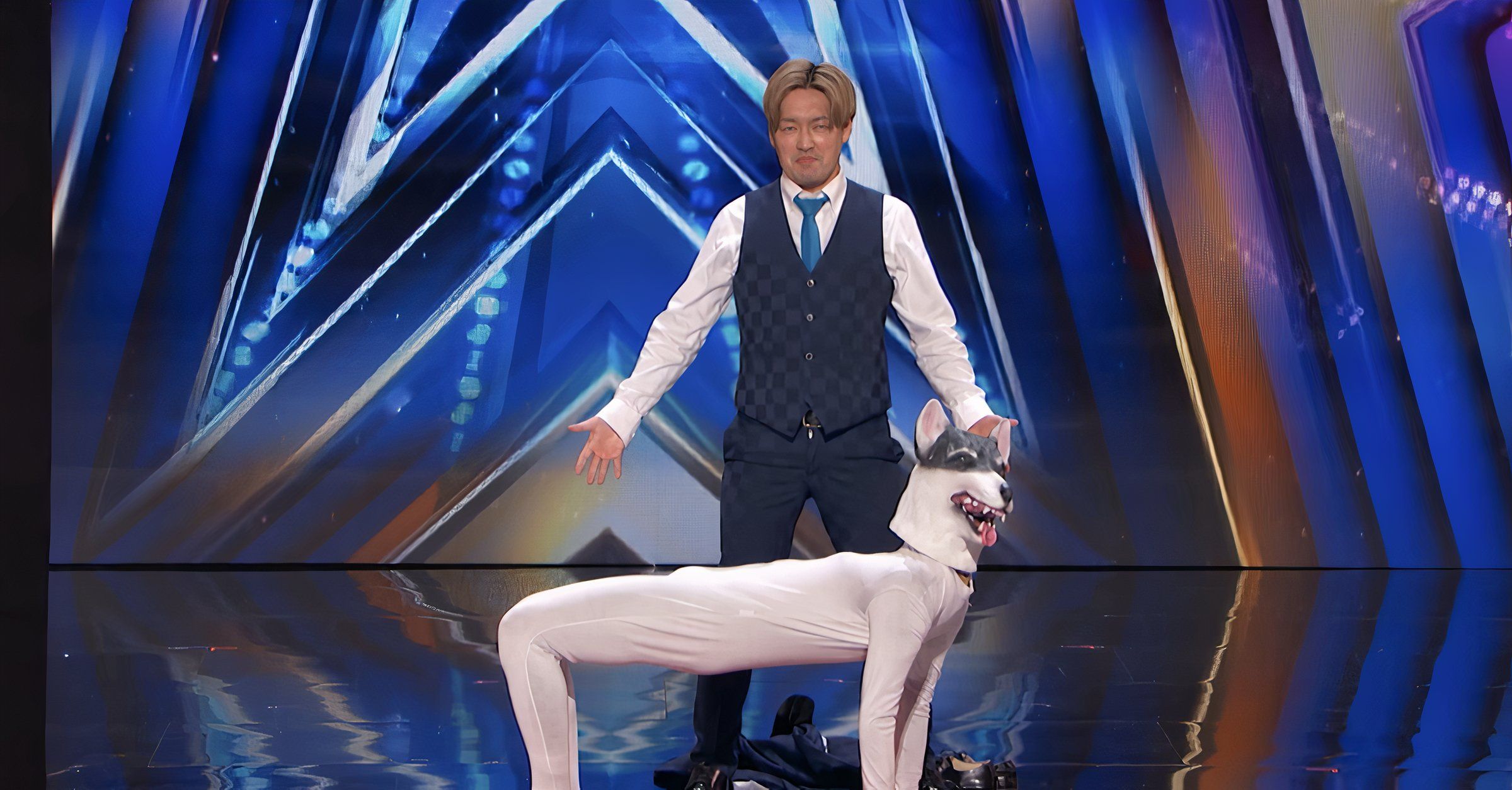 Even Sofia Vergara Was Confused By Her Golden Buzzer Decision On 'AGT' Last  Night