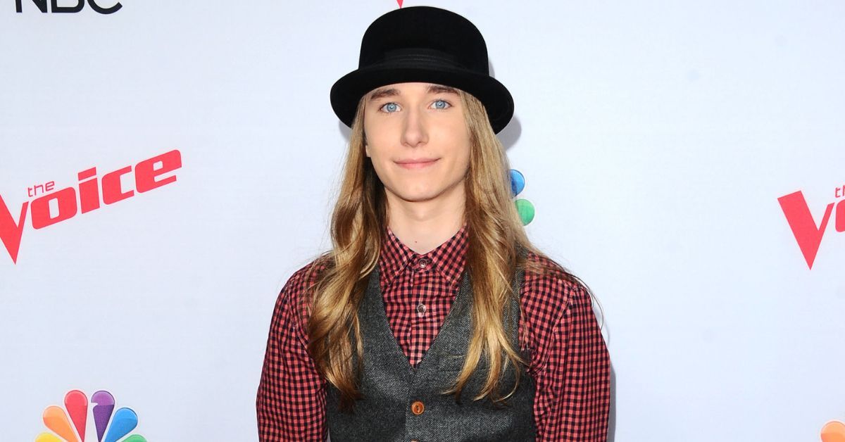 Sawyer Fredericks on the 'The Voice' red carpet 