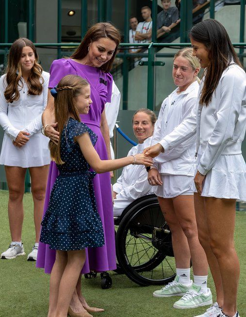 Kate Middleton Receives Standing Ovation In Emotional Appearance At ...