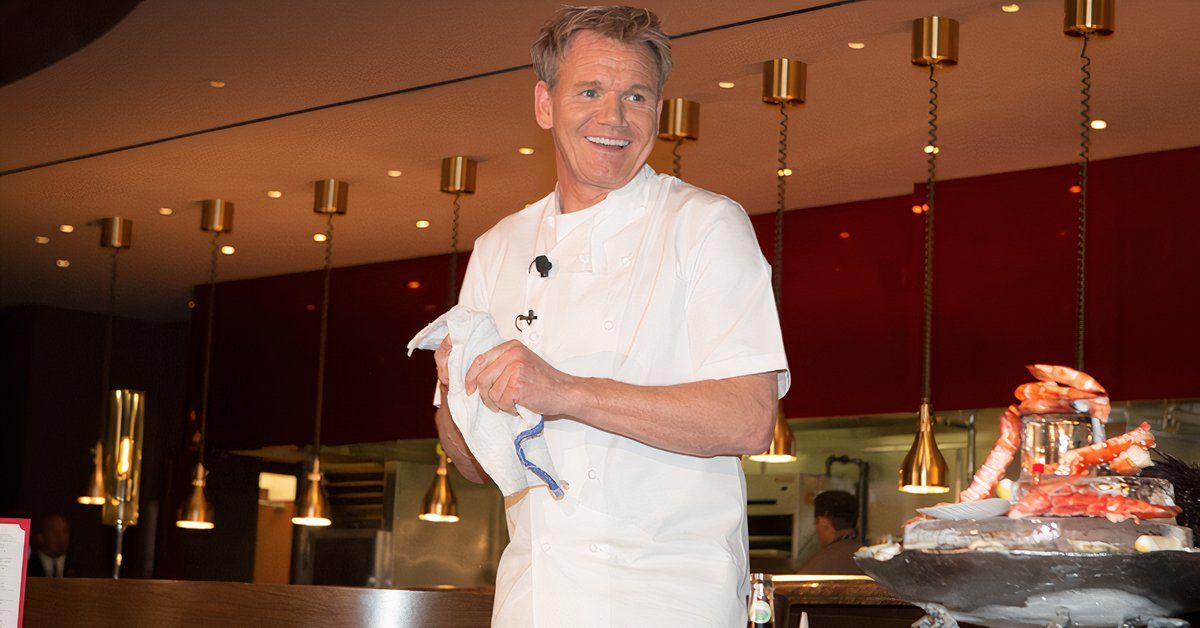 Gordon Ramsay sorri