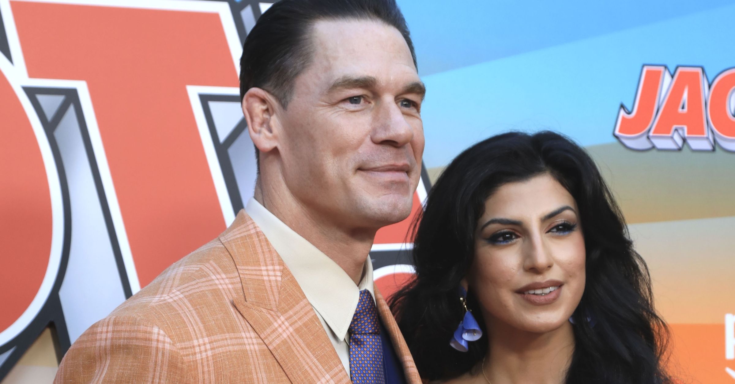 John Cena y su esposa Shai Shariatzoda participarán en el evento