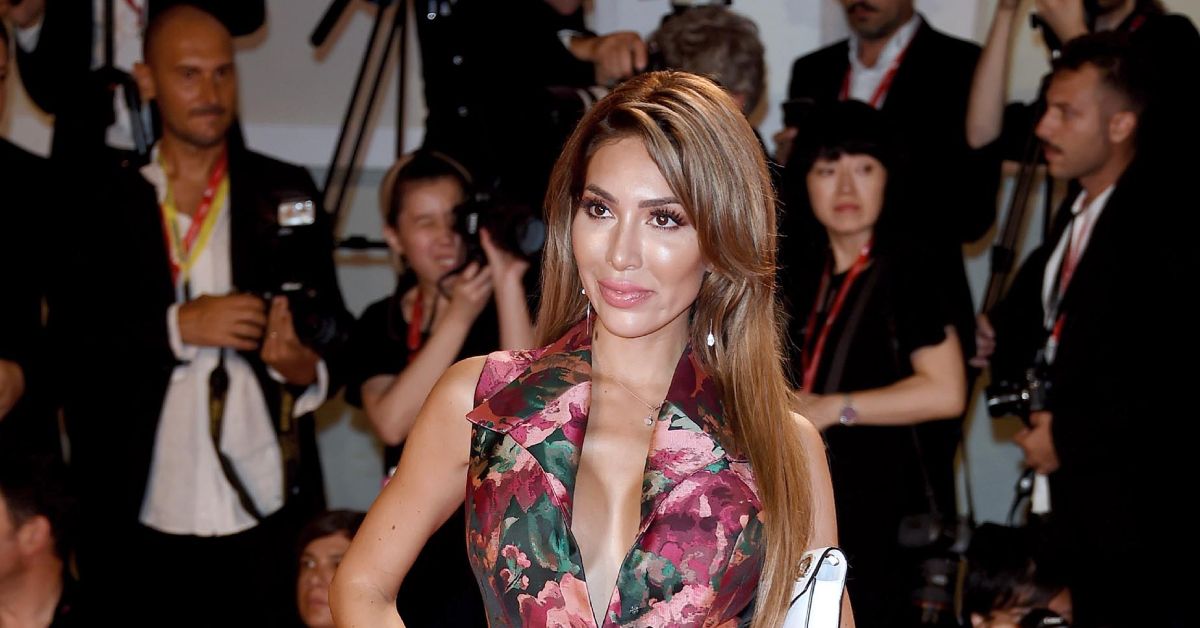 Farrah Ibrahim, una madre adolescente ante los fotógrafos