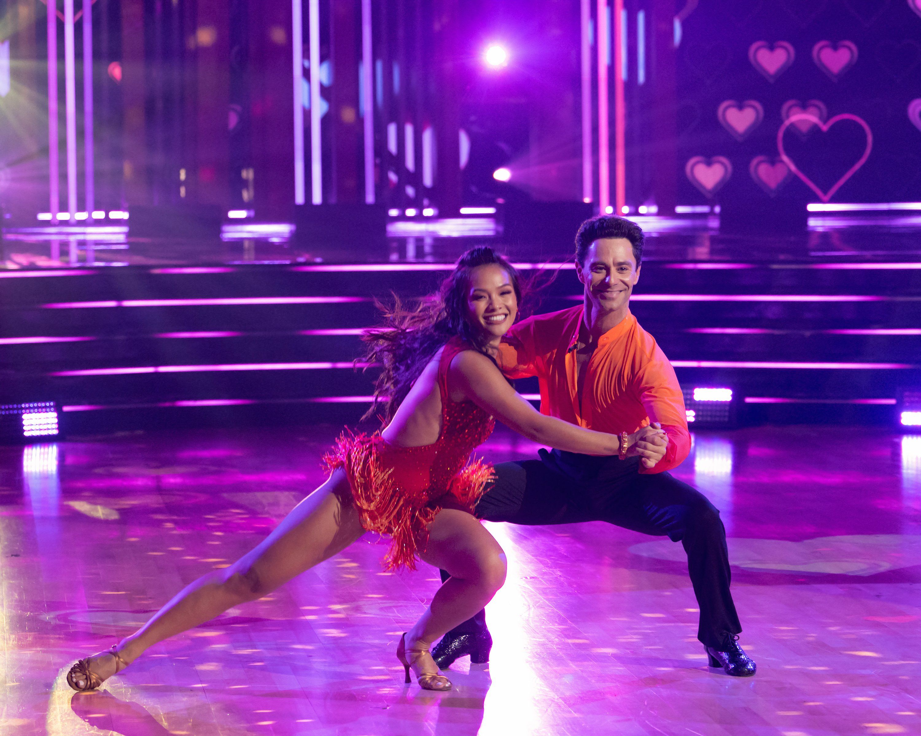 Jenn Tran and Sasha Farmer on Dancing with The Stars 