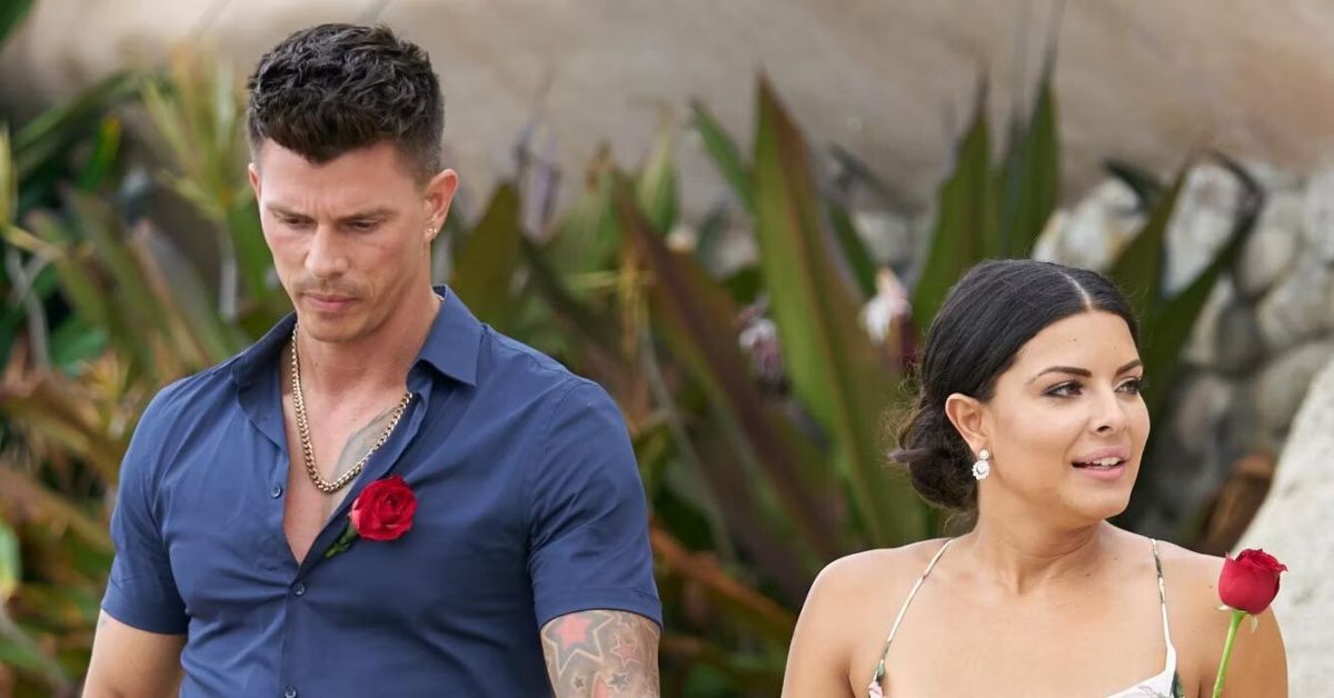 Marie Pepin y Kenny Braasch en Bachelor In Paradise uno al lado del otro