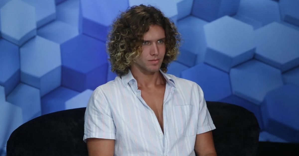 Tyler Crispen de Gran Hermano está en la sala del diario