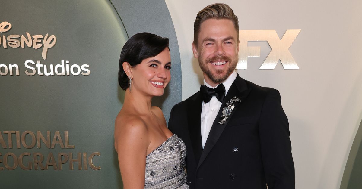 Derek Hough y Haley Erbert son todo sonrisas