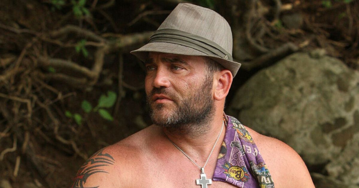 Russell Hantz do Survivor usa seu chapéu memorável