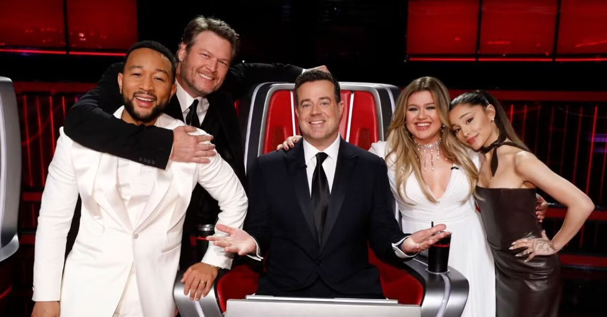 The Voice stars Carson Daly, Blake Shelton, Kelly Clarkson, Ariana Grande, and John Legend
