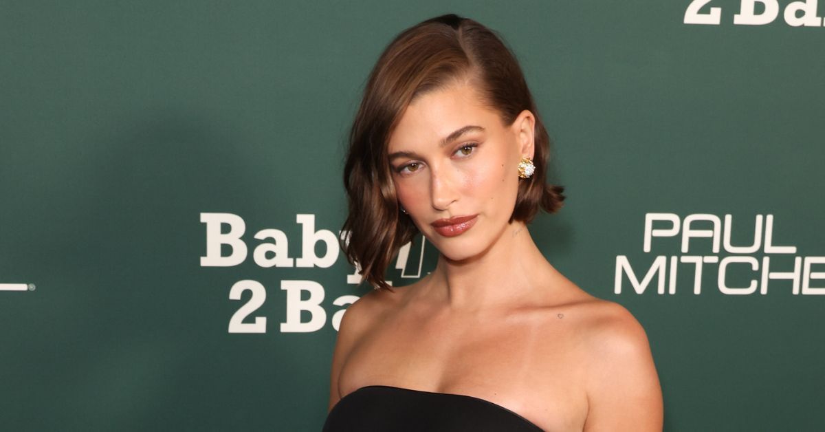 Selena Gomez Steers Clear of Hailey Bieber at the 2025 Vanity Fair ...