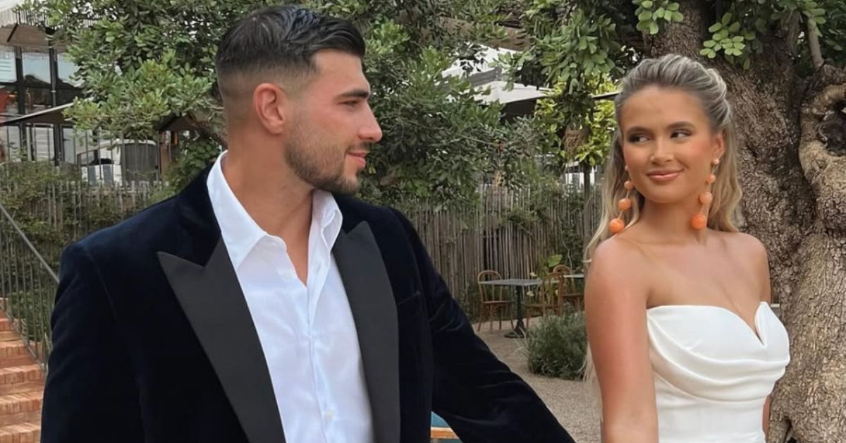 Tommy Fury and Molly-Mae Hague smiling