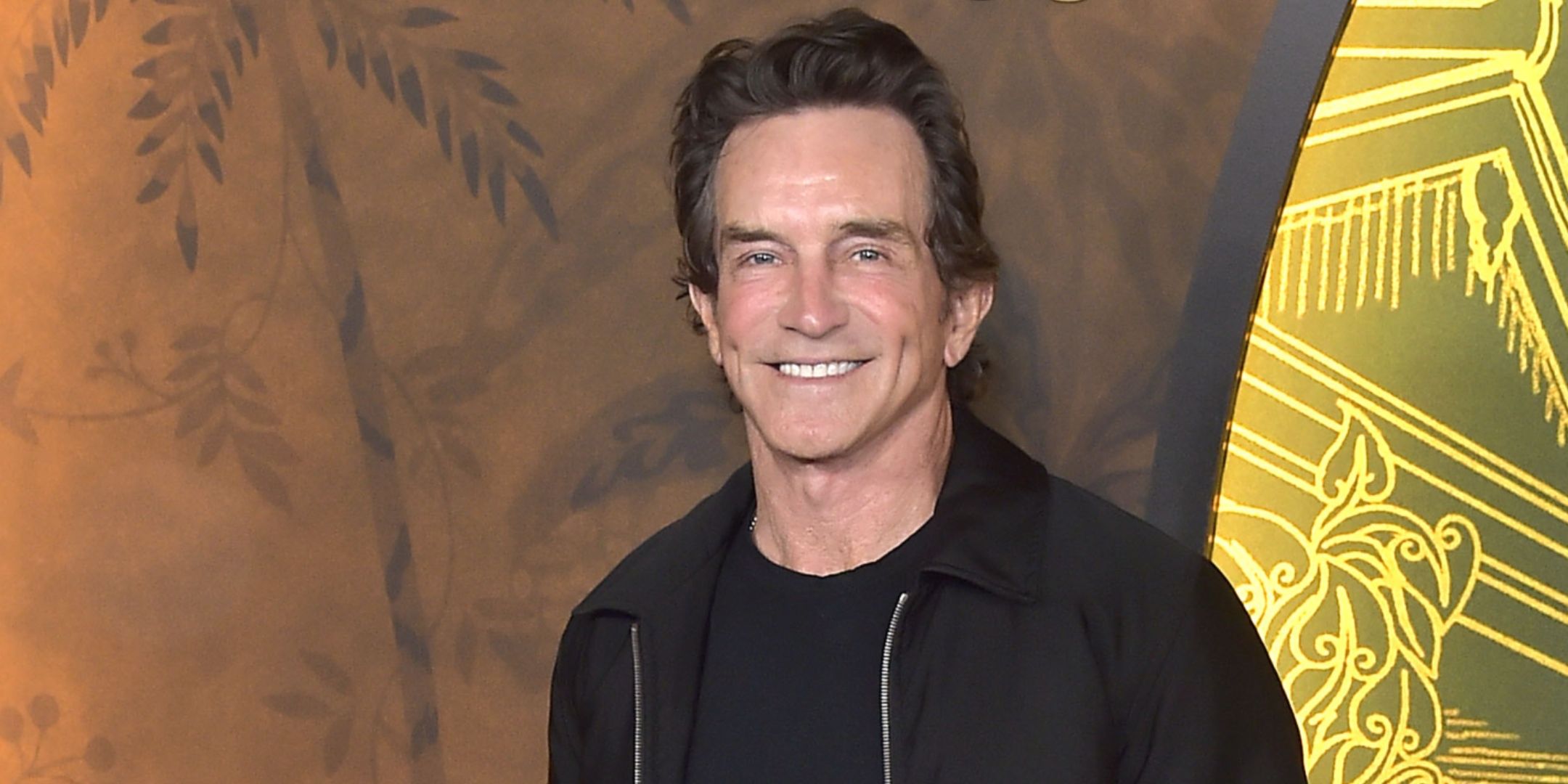 Jeff Probst smiling 