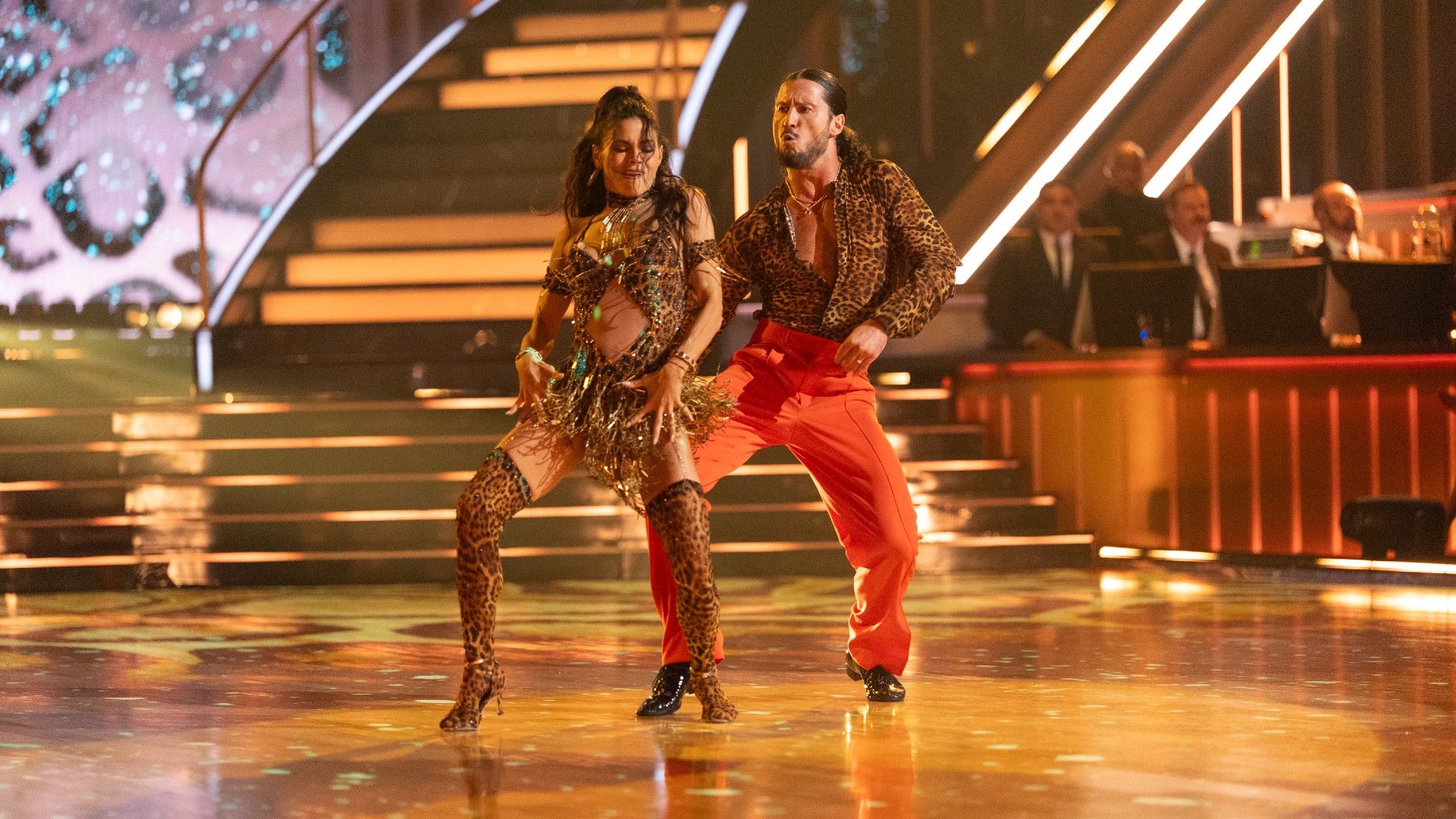 'DWTS' Season 35's Two Dark Horses Are Stealing The Spotlight From The Frontrunners