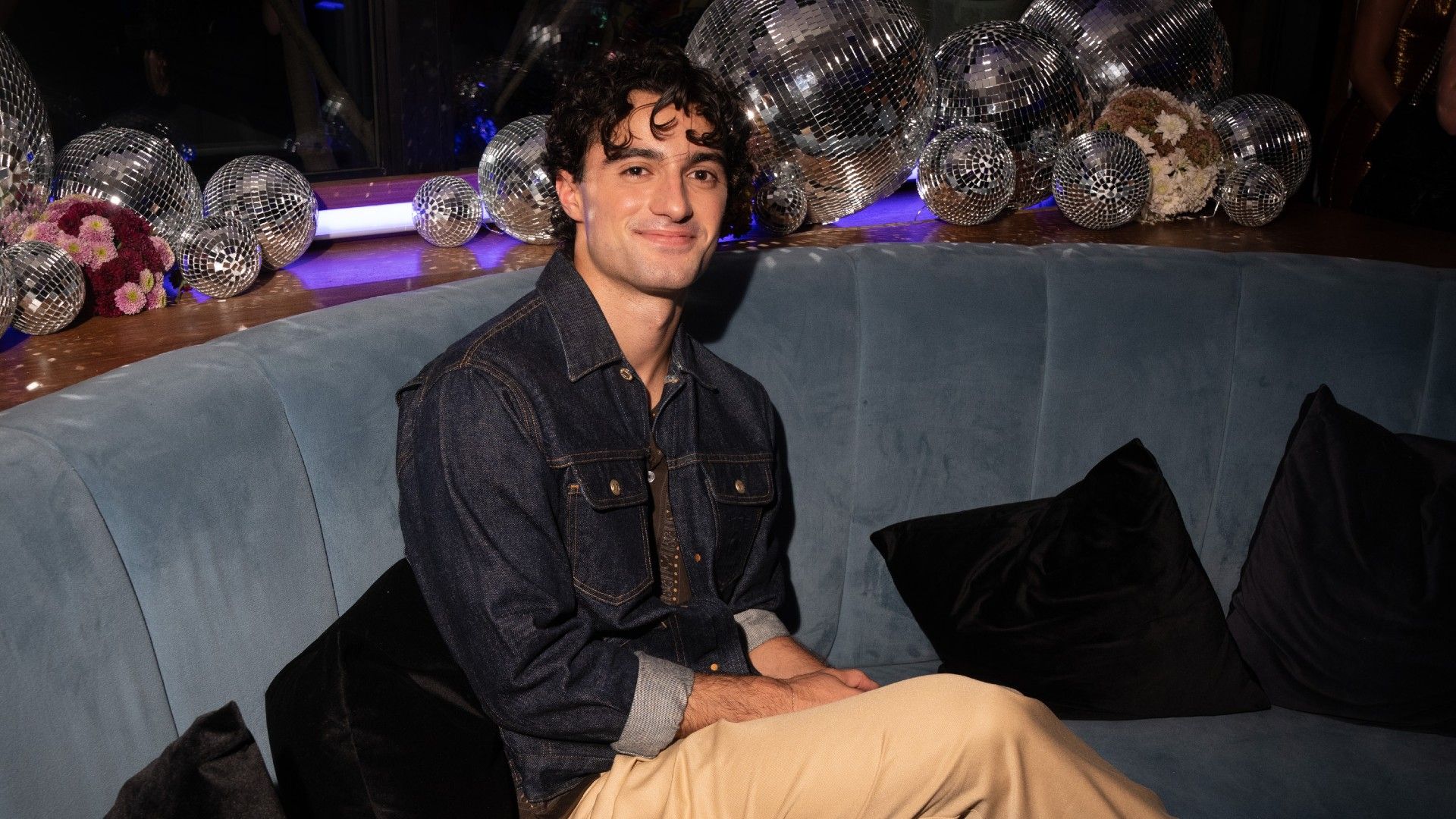 'Dancing With The Stars' Ezra Frech Has A Famous Actress Mom Who Was In An Oscar-Winning Movie